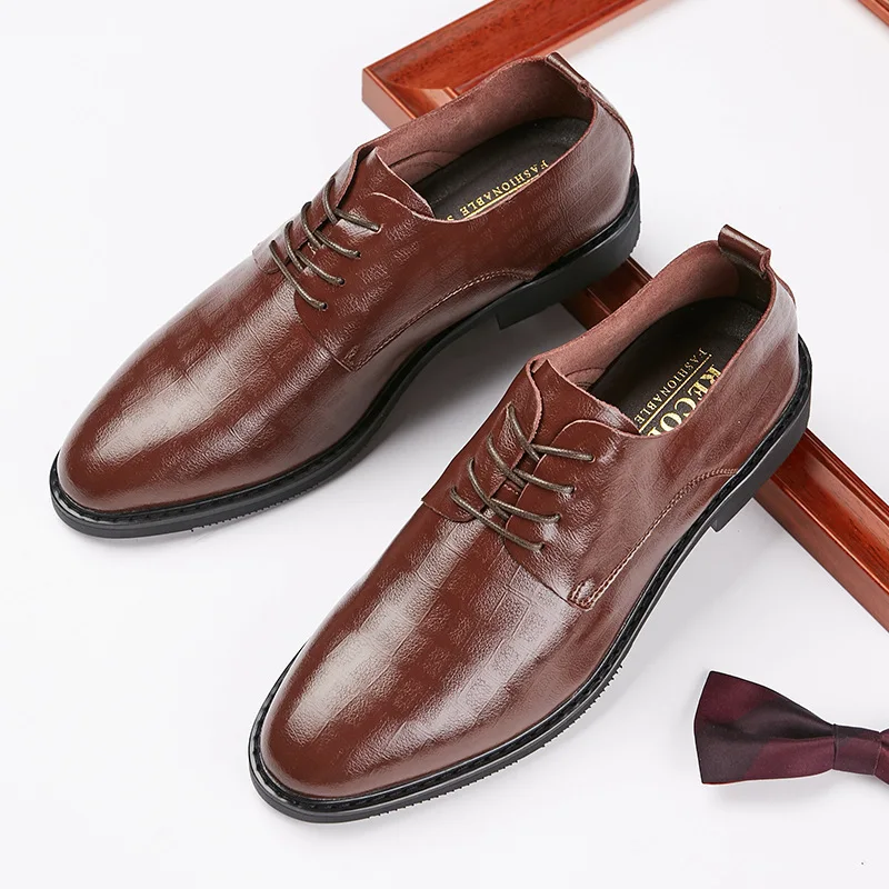 2024 New Genuine Embossed Casual Business Leather Men's Formal Wear Single Shoes Soft Sole Comfortable  Youth  мужская Men Flats