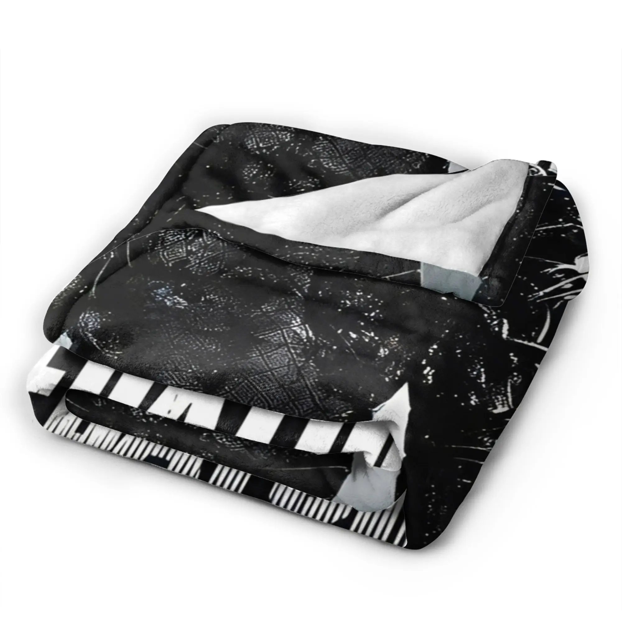 المفترس: بطانيات Badlands الفانيلا مريحة وخفيفة الوزن ورقيقة لربطات الفراش في غرفة النوم