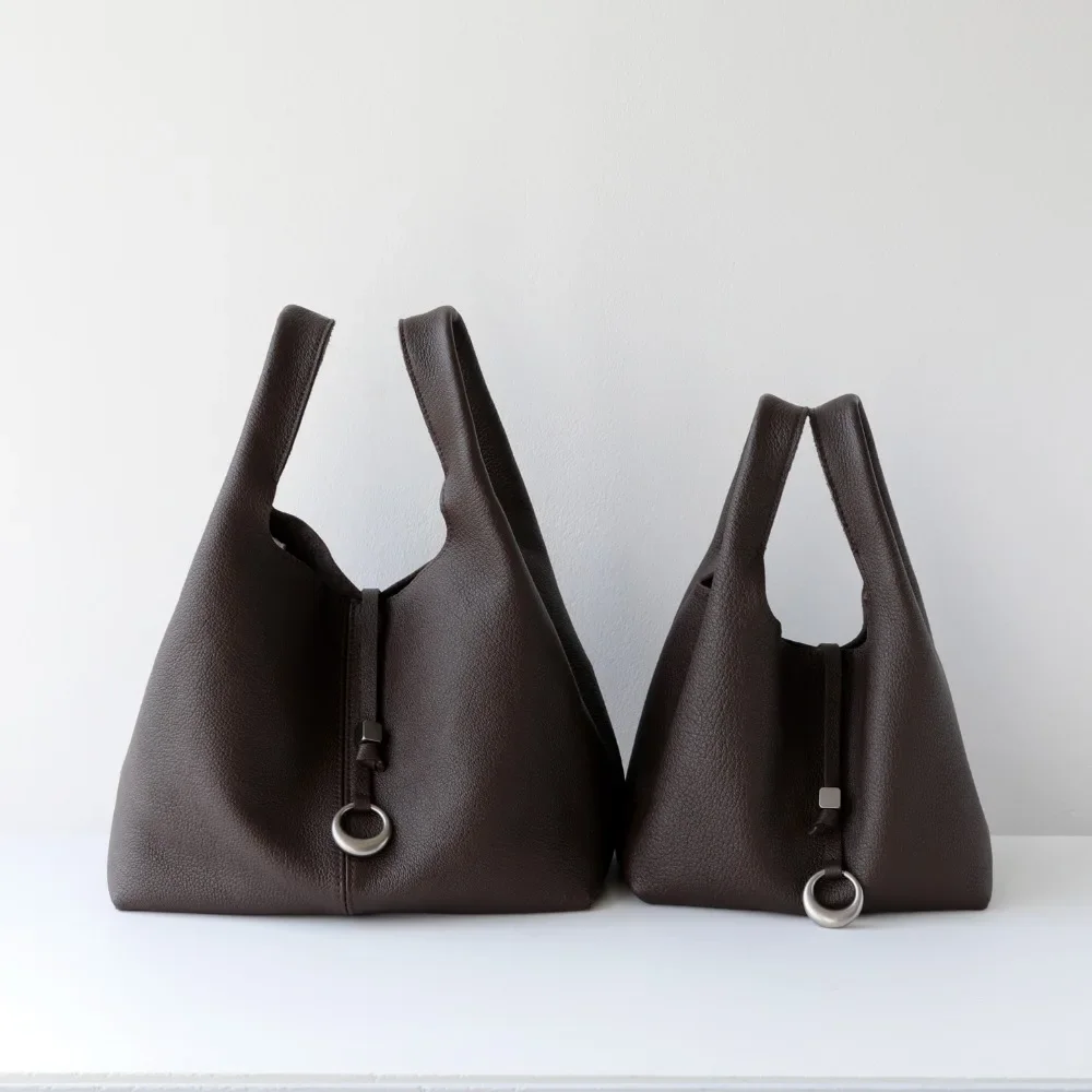 

Niche Casual Simple Relaxation Sheepskin Vegetable Basket Bucket Bag Large Capacity Hand-held One-shoulder Commuter Women's Bag