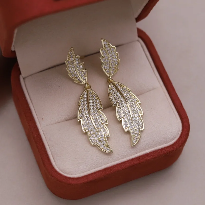 Korean new design fashion jewelry 14K gold plated luxury leaf depressed zircon earrings elegant women's daily work accessories
