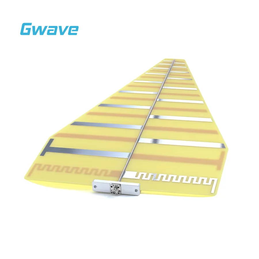 هوائي تسجيل متعرج فائق النطاق 6dBi من 380 ميجا هرتز إلى 2.5 جيجا هرتز هوائي RF