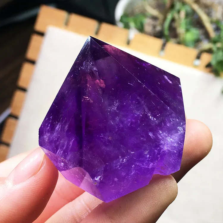 

Polied Uruguay Purple Quartz Hexagonal Prism Purple Yellow Crystal Stone Home Decoration Office Desktop Ornaments