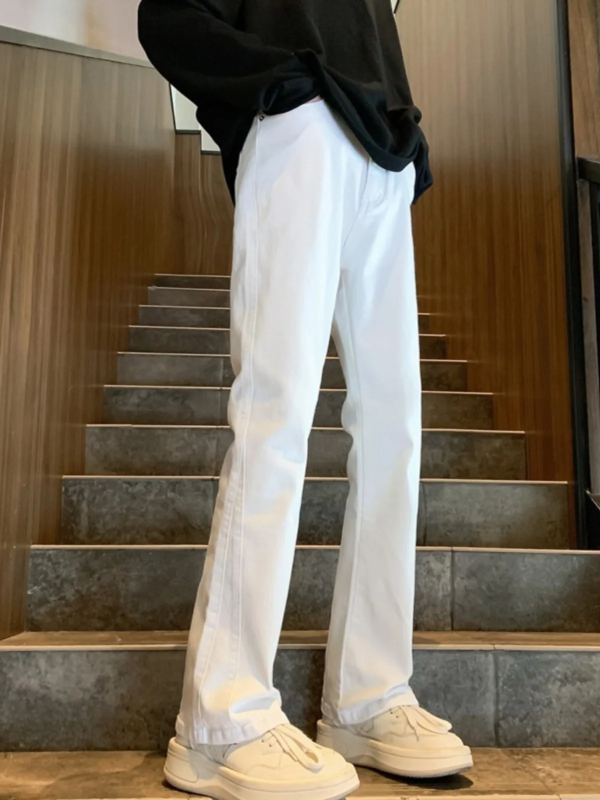 

Белые джинсы-клеш для мужчин: летние, модные, приталенные, прямые, в американском стиле, крутые, повседневные, длинные брюки