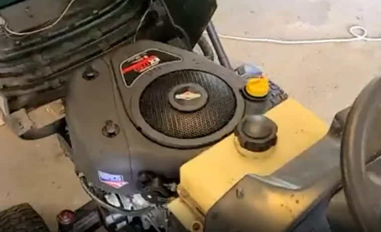 

Factory Price Briggs and Stratton Vertical 17.5 HP 500cc INTEK Engine 9amp 1" x 3-5/32" #31R977-0054