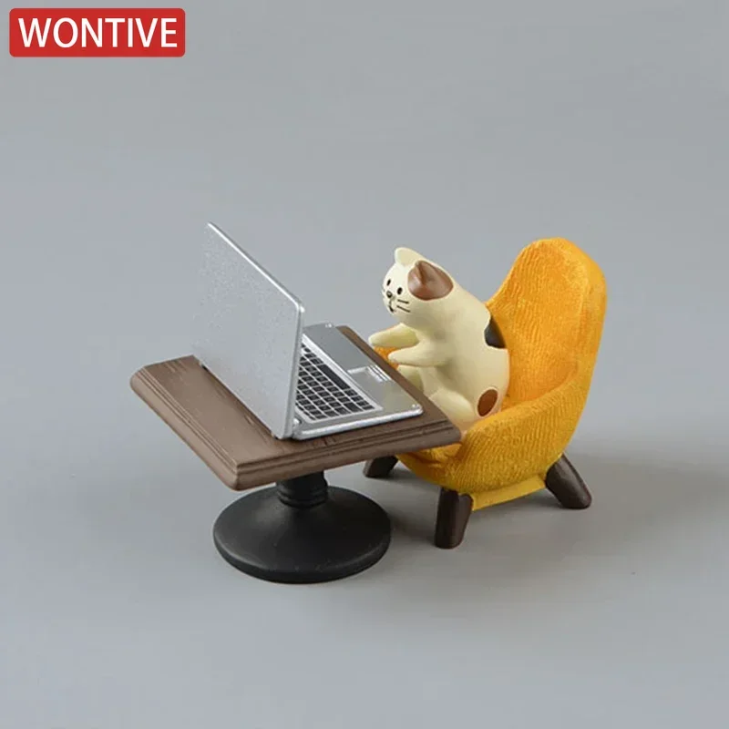 Gato de dibujos animados, Rana, oso, silla amarilla, ordenador, modelo de oficina, Mini figuras de acción, accesorios de decoración del hogar de resina, figurita de escritorio, Juguetes