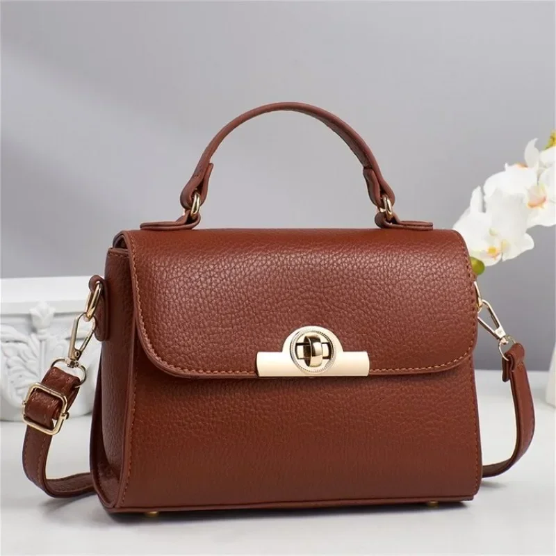 Fashion Week Designer Tote Bag For Women Luxury Leather Crossbody Handbag Vintage Runway Large Capacity Minimalist Diaper Bag