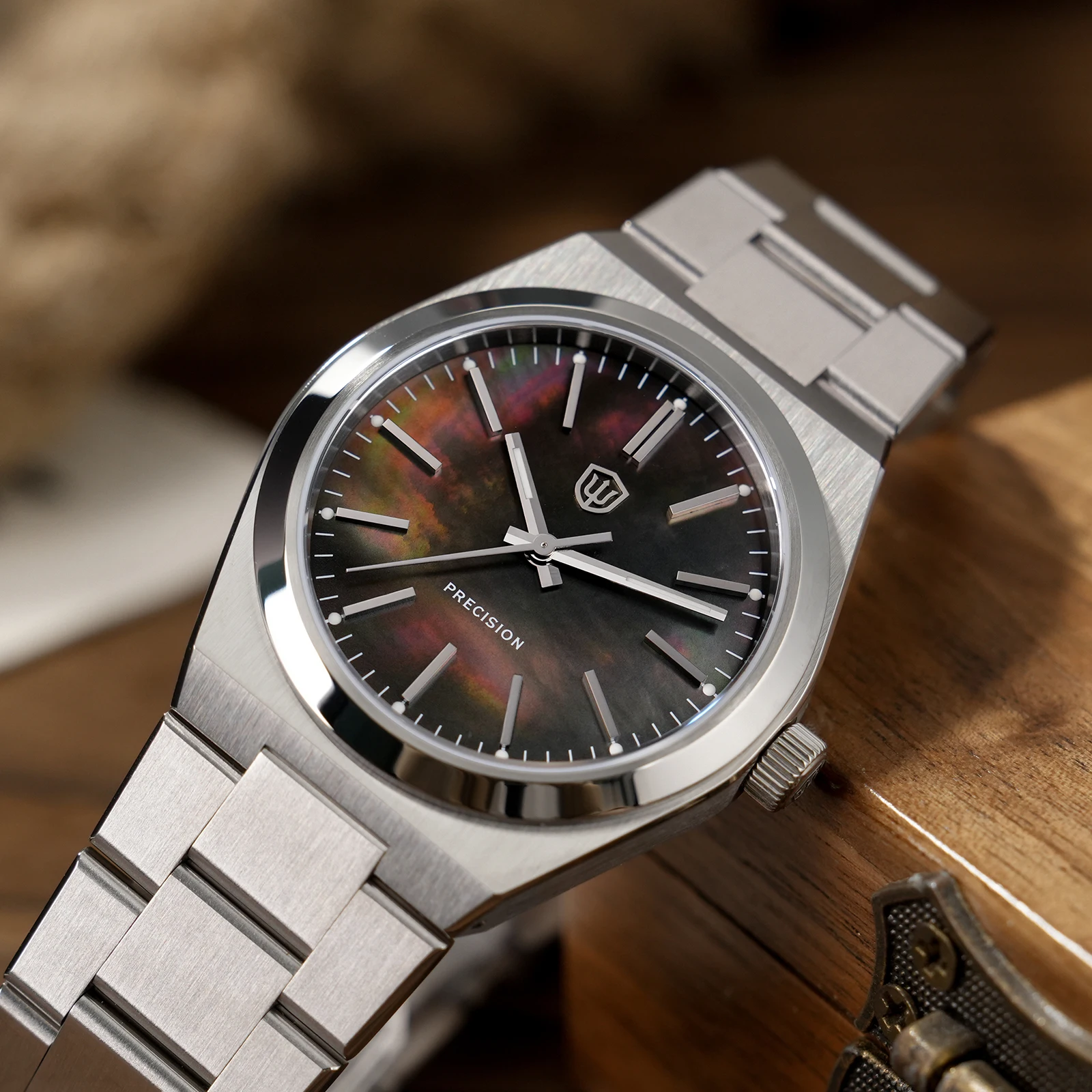 Watchdives WD0012B Montre à qu - Guilloché Dial Watch avis et prix
