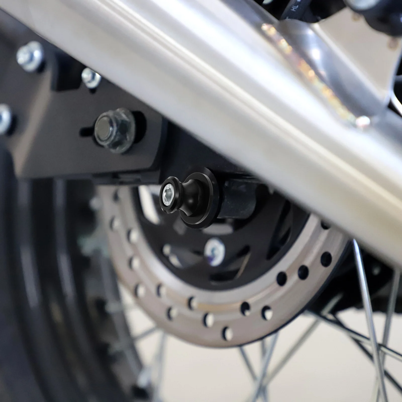 

Rear Wheel Axle Screw Motorcycle Spools Slider Stand Aluminum Guide Roller Screw Spool Slider Frame Fixing Nail For