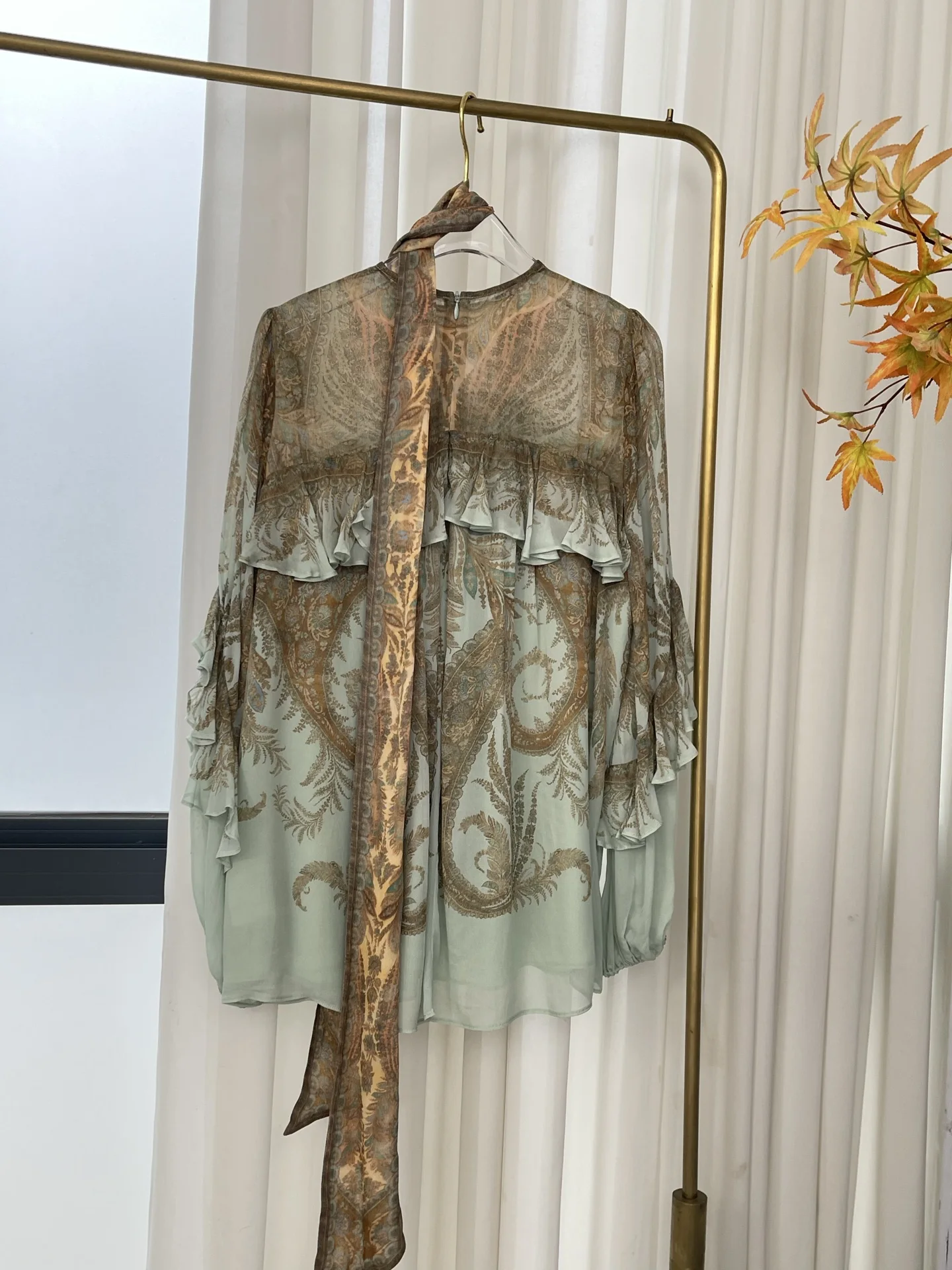 

2025 New Elegant Mint Green Paisley Print Ruffles Long Sleeve Blouse Tops for Women