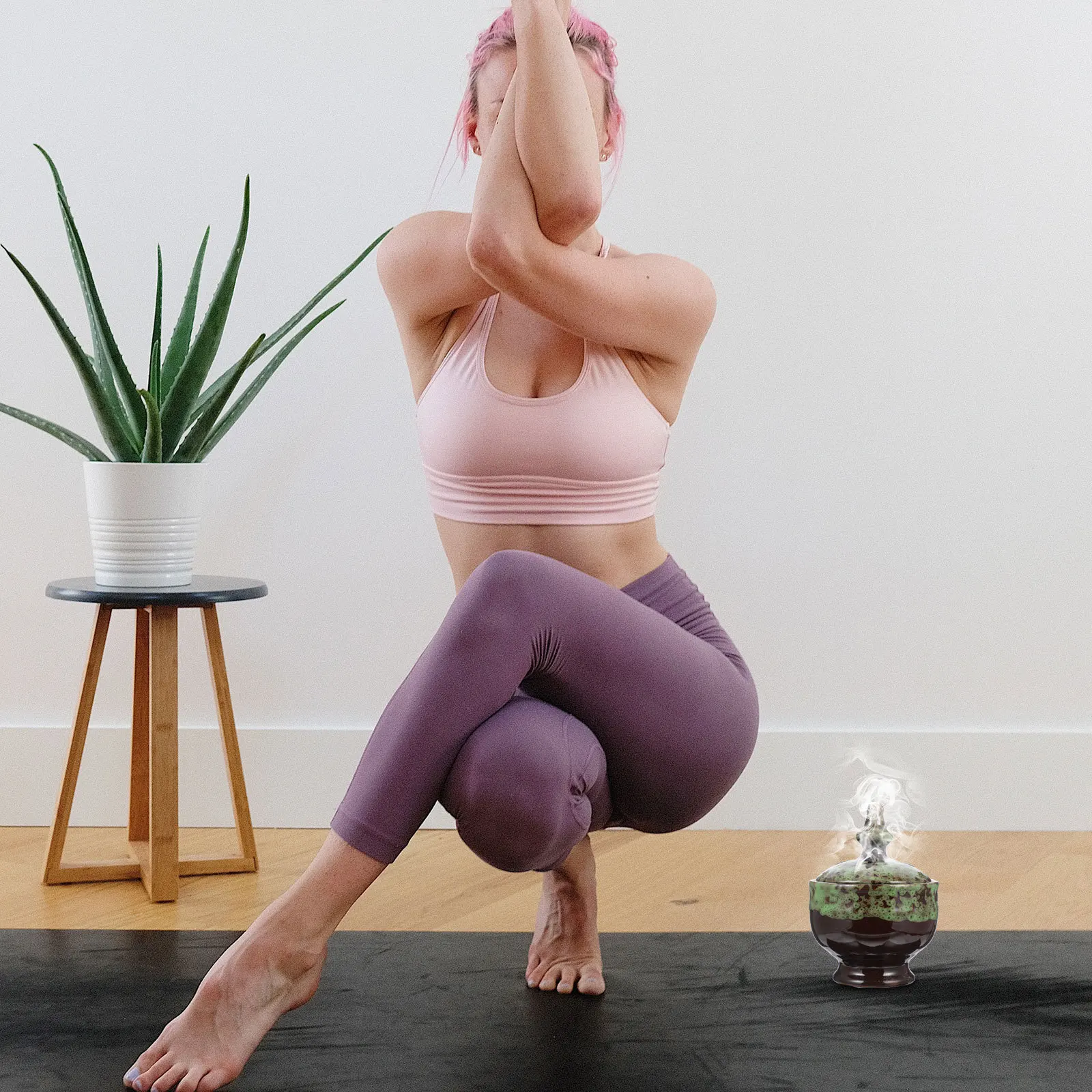 

1Pcs Premium Ceramic Incense Holder Style Aroma Burner Desktop Censer for Relaxation Meditation Air Purify