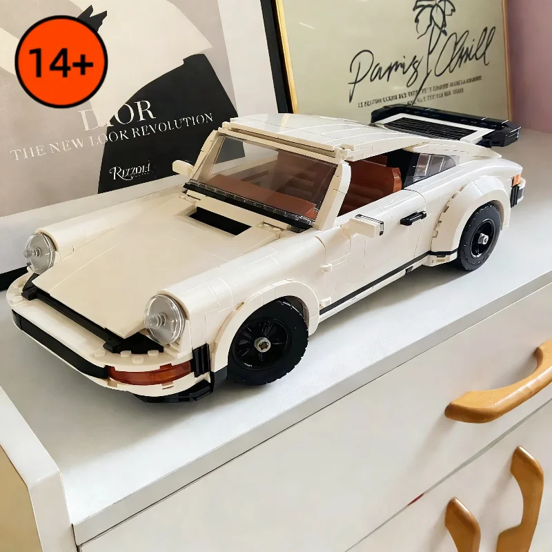 

Набор технических конструкторов 1458 деталей: Модель гиперкара 10295 (белый) – Супер-гоночный автомобиль. Кирпичики для сборки, игрушки для детей и взрослых, подарки на день рождения и вечеринки.