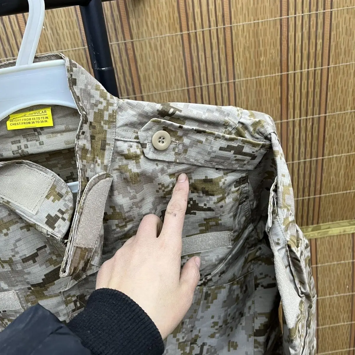 Foreign military camouflage uniforms, tooling tops, men's American military training uniforms