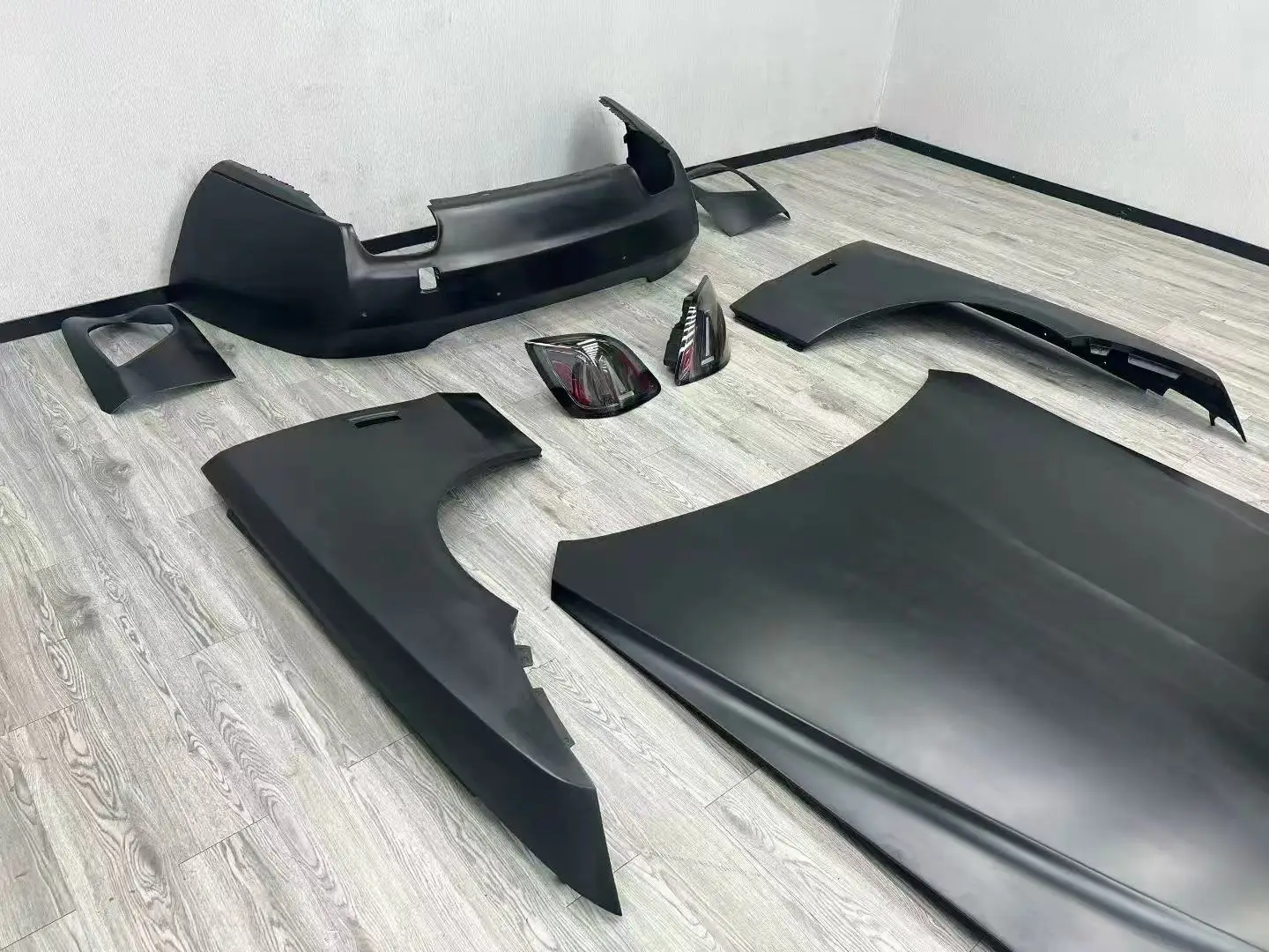 High-end Body Kit CustomizationFor Ghost Mk1 To 5th Gen Body Kit - Luxury Carbon Fiber ConversionPremium Customized Body Kits