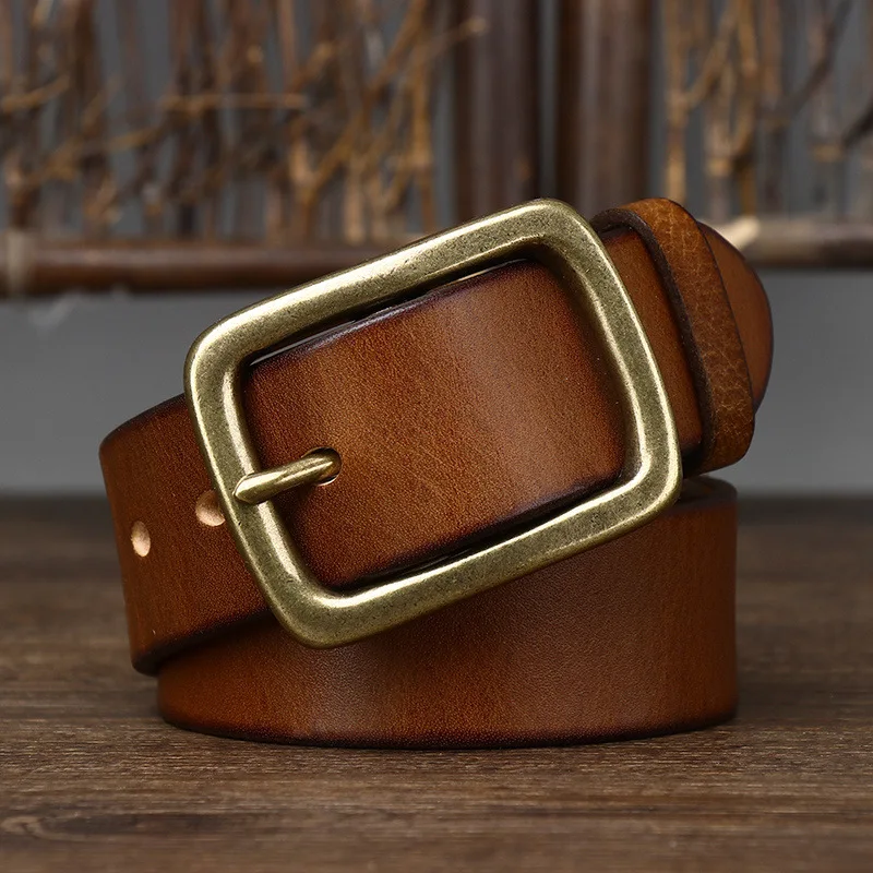 

Vintage Western Style Genuine Leather Belt with Bronze Buckle for Men