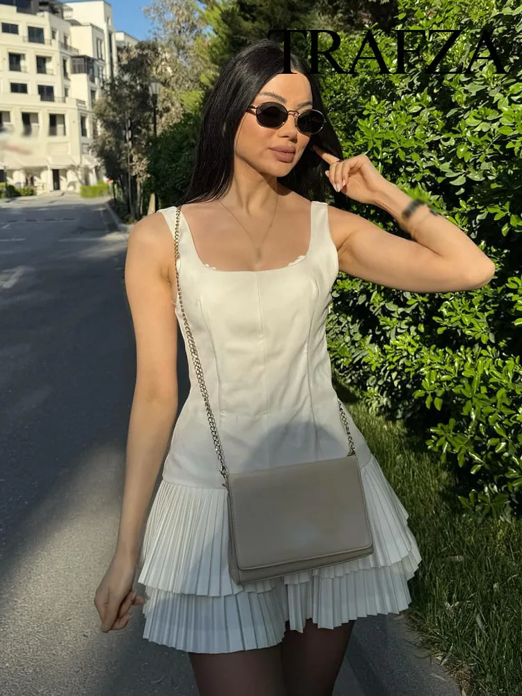 

TRAFZA Woman Summer High Street Slim Short Dress Pleated Dress Women Elegant Square Collar Sleeveless Solid Mini Dress 3 Color