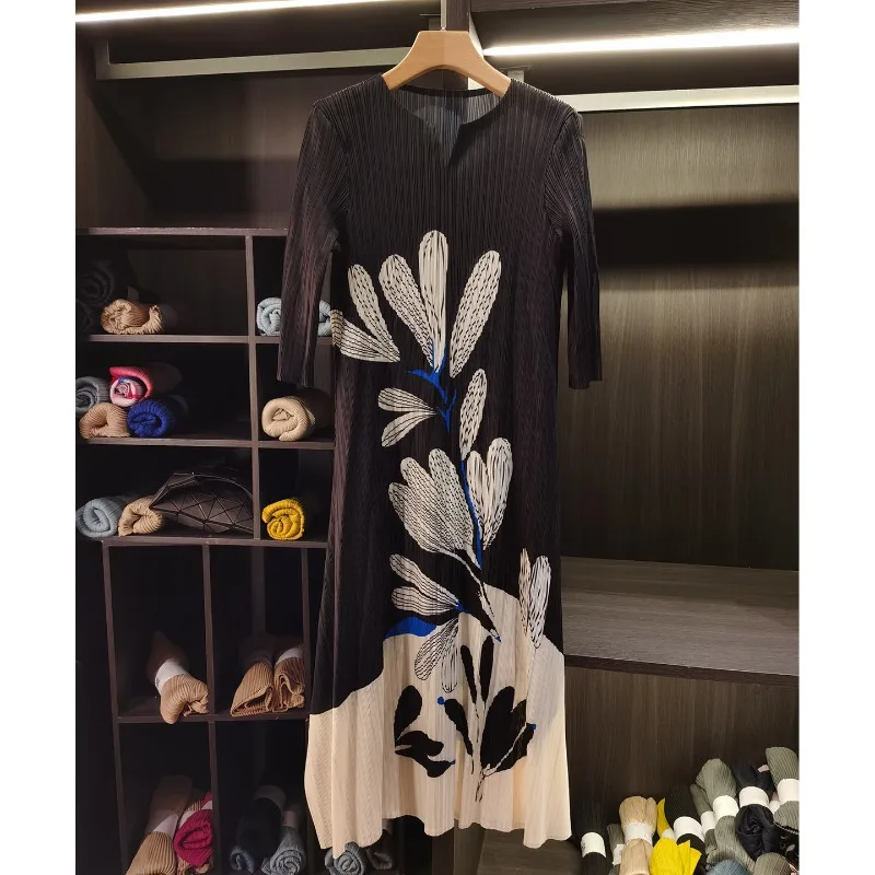 

Miyake Pleated Dresses 2026 Design Vintage Printed Pleats Long Sleeve V-Neck Dress Spring Loose Plus Size Long Dresses Women
