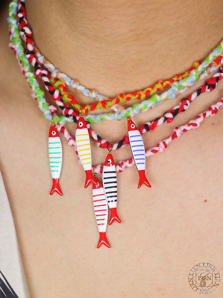 

Colorful Oil Dripping Stainless Steel Fish Pendant Handmade Cotton Rope Seaside Vacation Necklace for Woman Girl Choker Jewelry