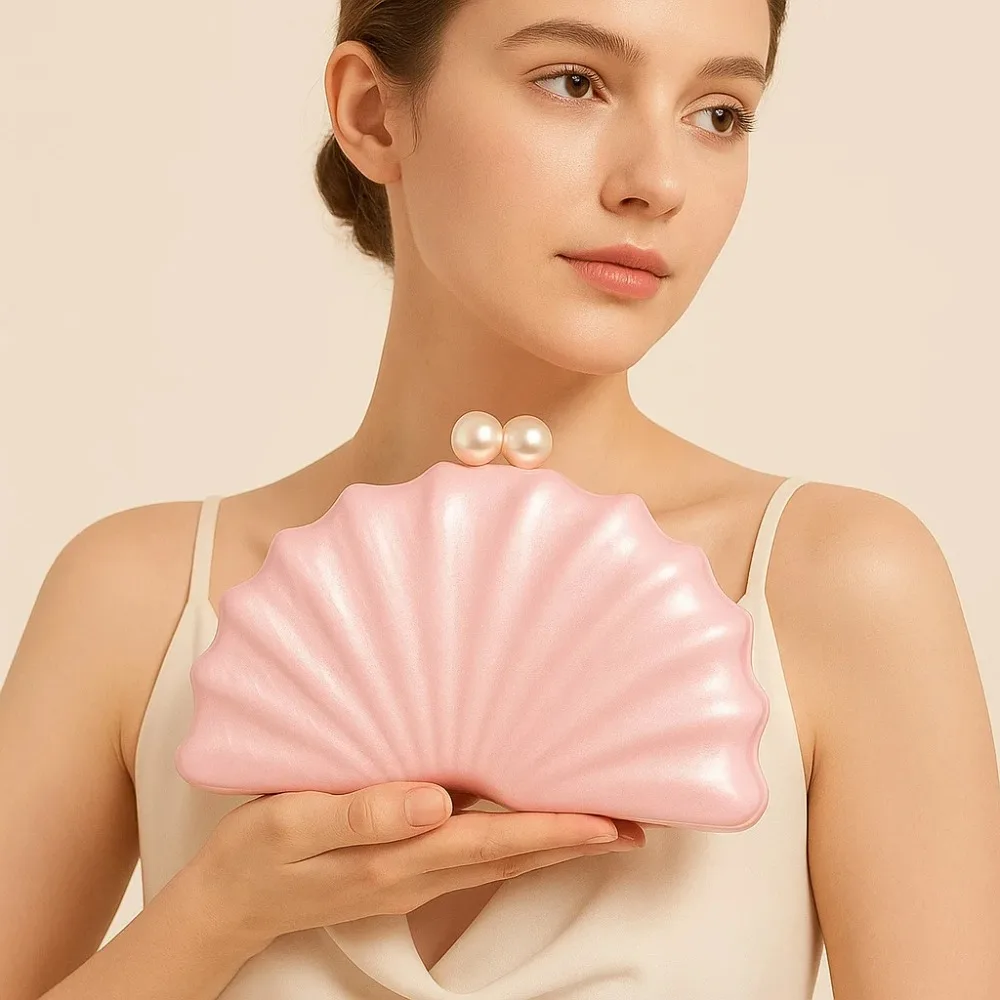 New Women's Fan-shaped Shell Acrylic Single-shoulder Cross-body Clutch for Weddings and Daily Wear with Pearl Magnetic Buckle
