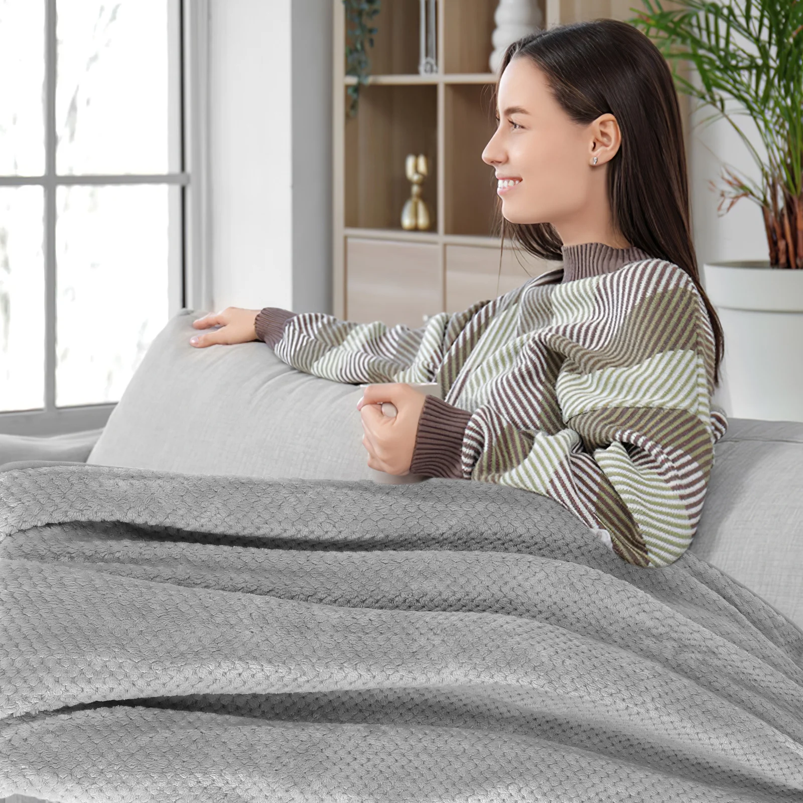 

150x80cm Grey Electric Heated Blanket Single for Bed Office Use - Fast Heating Flannel Throw with 9 Temperature Levels -