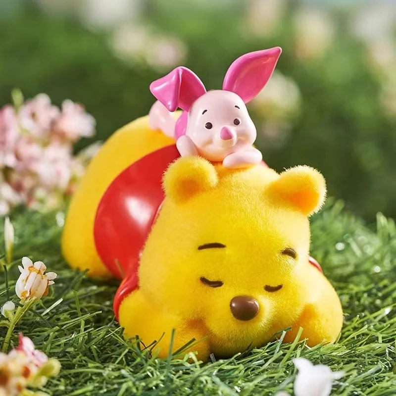 Disney Winnie The Pooh Happy Daily Series Blind Box mainan dekorasi kamar Model beruang lucu kotak kejutan hadiah liburan