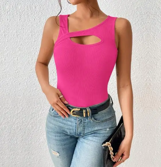 

2026 summer new women's slim fit sexy knitted solid color hollow vest T-shirt temperament versatile top women's clothing