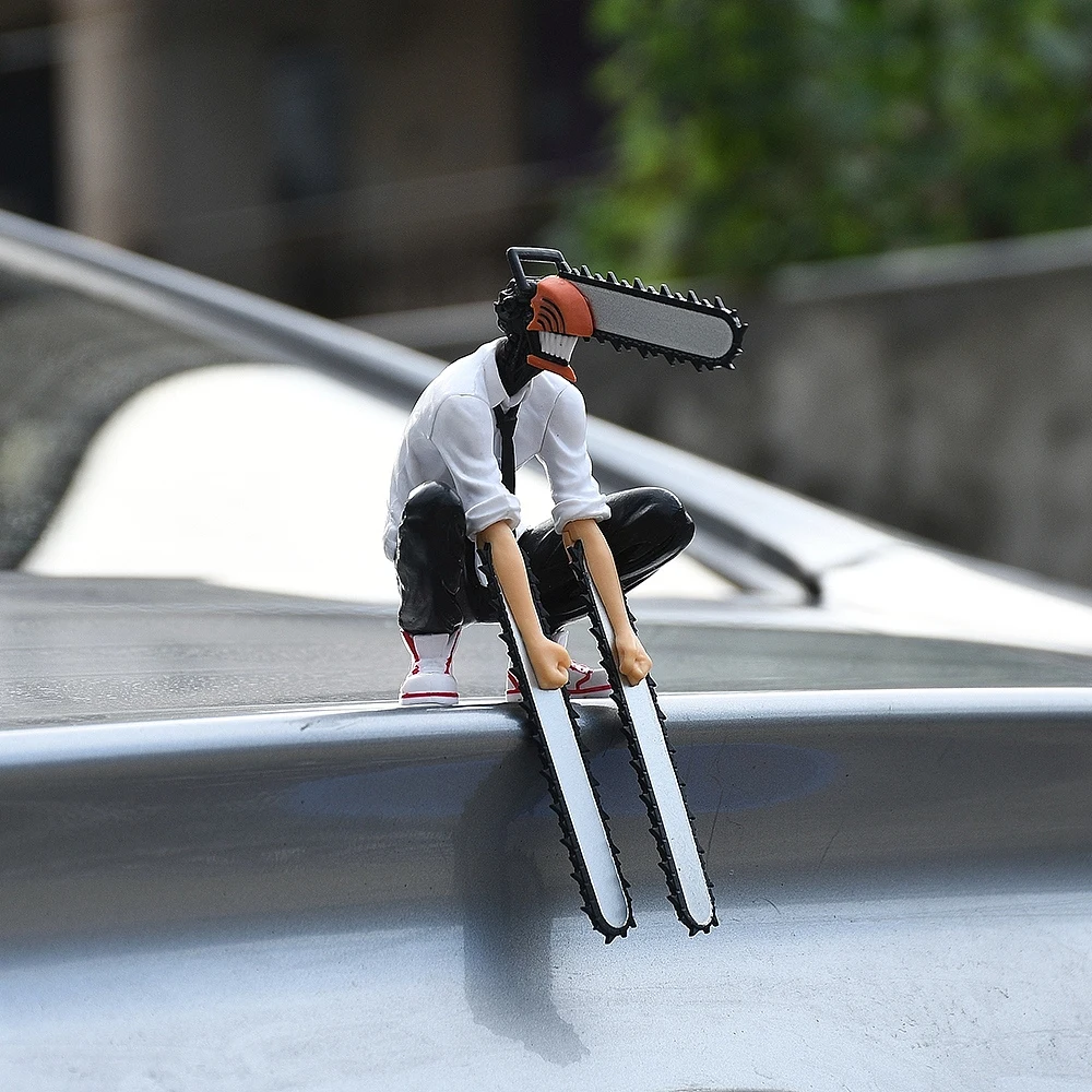 

Внешнее украшение багажника автомобиля, человек с бензопилой, аниме-фигурка, декор, модель, украшение, поставляется с самоклеющейся наклейкой