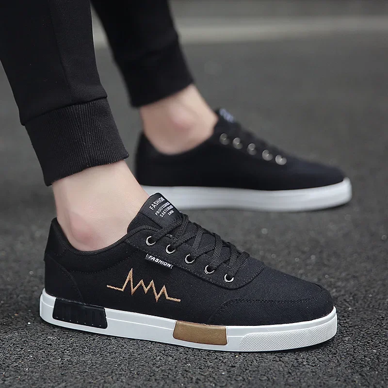 Men's Flat Canvas Shoes Street Fashion Breathable Skateboard Shoes New Men Comfortable Non-slip Casual Sneakers Tenis Masculino image 3