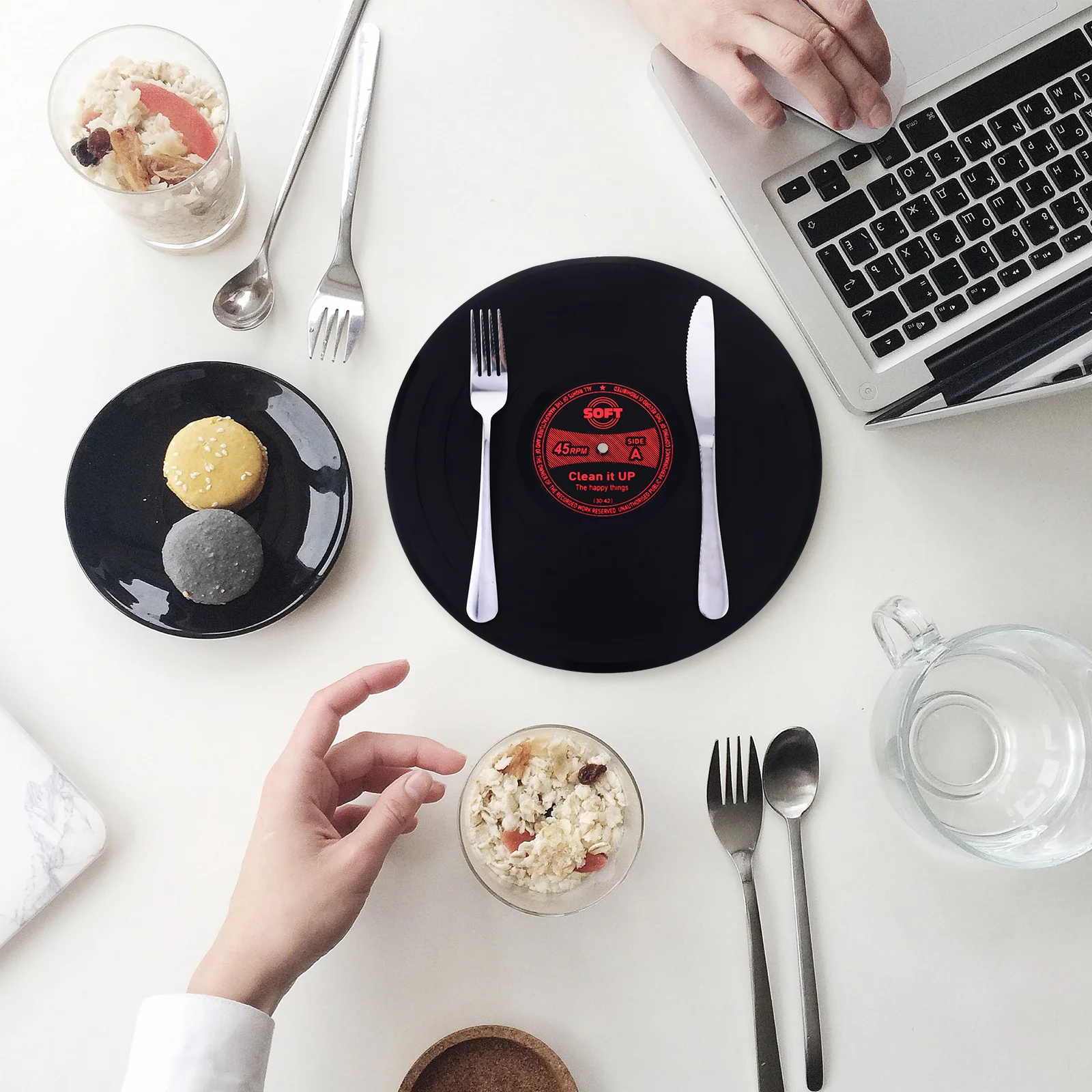 1 個レトロビニールレコードパッドシリコンコースター耐熱テーブルマット家の装飾ダイニングティーテーブル用