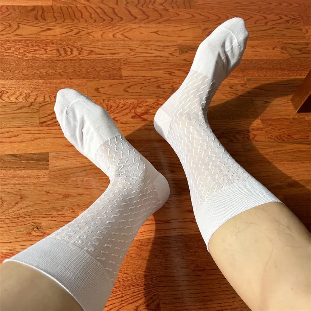 Breathable Nylon Mens Crew Socks Wave Pattern Thin Business Formal Wear Comfortable Elastic Hosiery For Office Suits