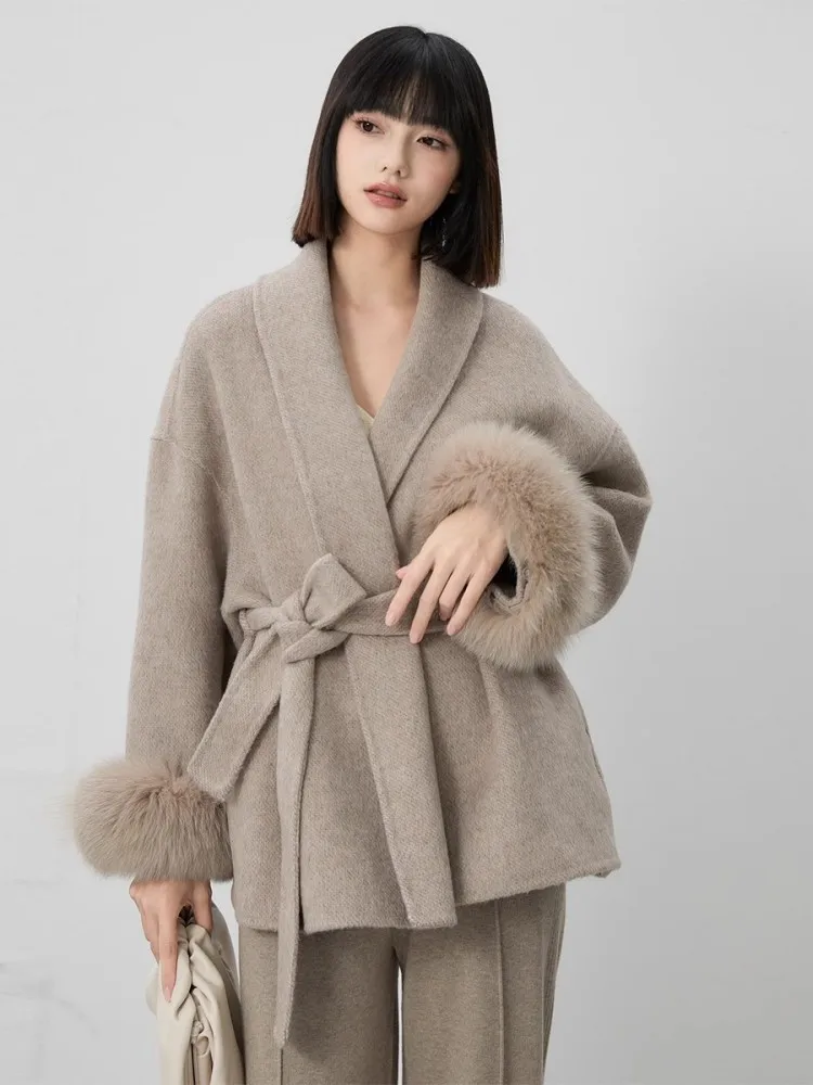 Double Sided Cashmere Coat With Straps For Women\'S Autumn And Winter Haute Couture Cape Fur Cuffs Detachable Fox Fur Short Coat