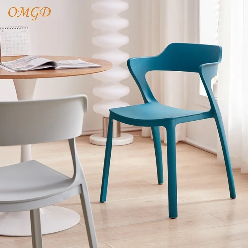 OMGD-silla escandinava de plástico para el hogar, asiento grueso de comedor simple, silla de cuerno de buey, taburete con respaldo, silla de ocio,