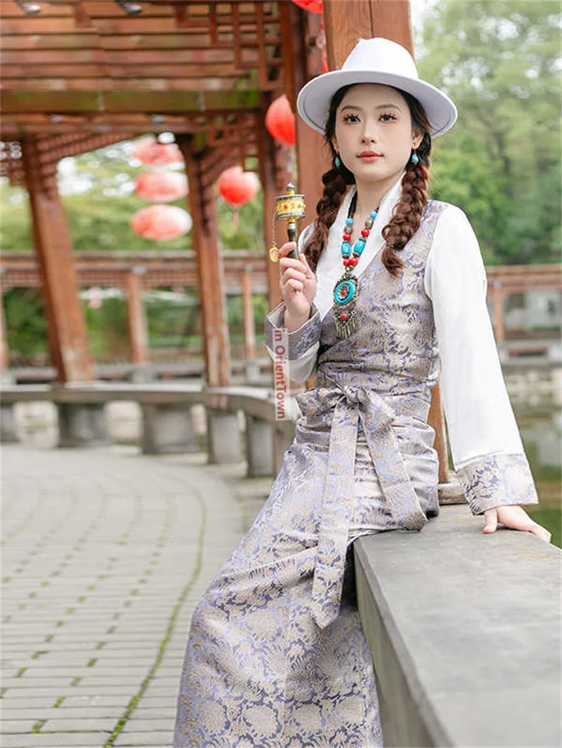 نيبال التبتية العرقية زي المرأة لاسا الاتجاه فستان الرجعية التقليدية شيزانغ رداء الربيع الصيف بولا Guozhuang ثوب TP070