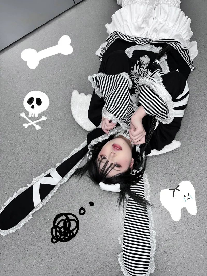 Japanese Original Subculture Warm Cartoon Ear Tie Sweatshirt Hot Girl Cute Lace Zipper Long Sleeved Loose Hoodies Jacket Ladies