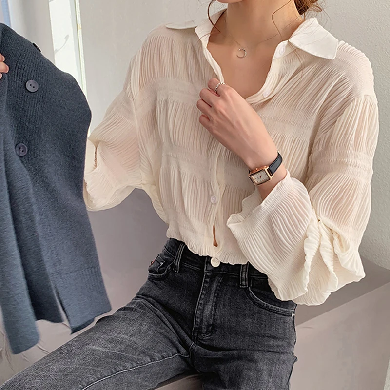 

Women Casual Long Sleeve Turn-down Collar Solid T-Shirt New 2024 Spring Vintage Elegant Chiffon Female Flare Sleeve Elegant Tops