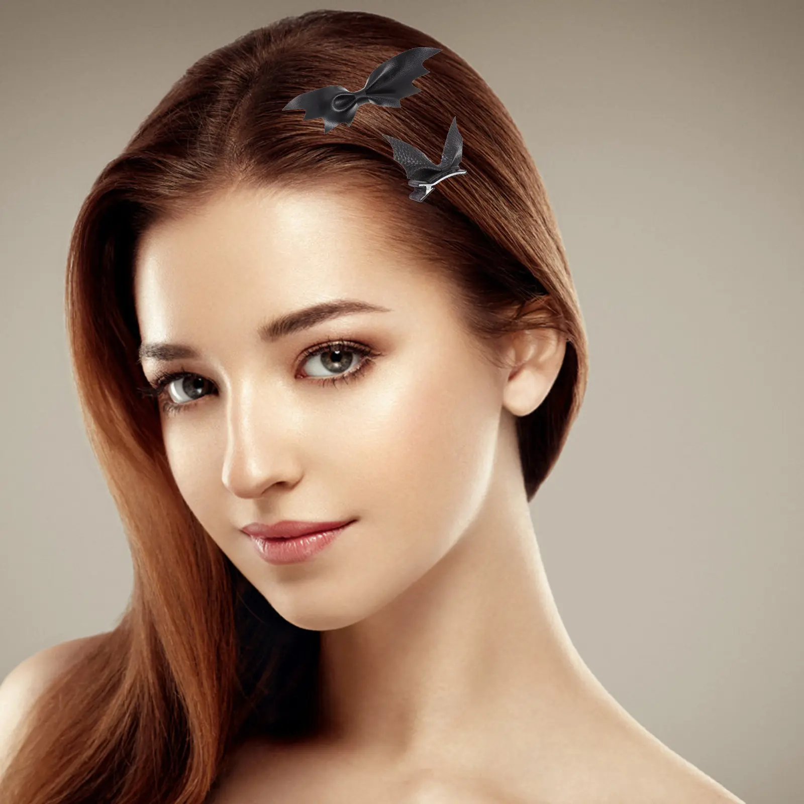 

4Pcs Bat Wing Hair Clips Goth Hair Barrettes with Realistic Moving Wings for Masquerade Party Stage Performance