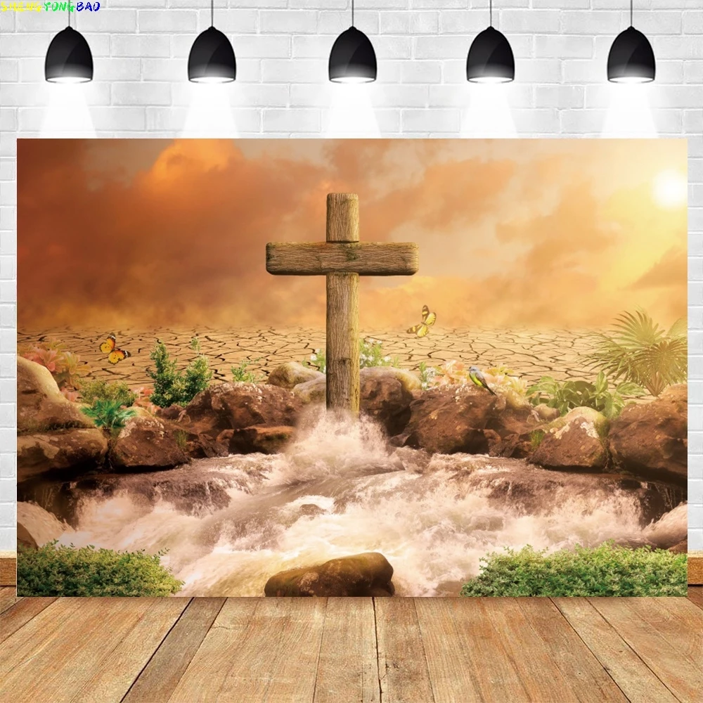 Céu abre com raios de luz brilhando cenários de fotografia cruz de madeira calvário colina dramático pôr do sol foto fundo HB-01