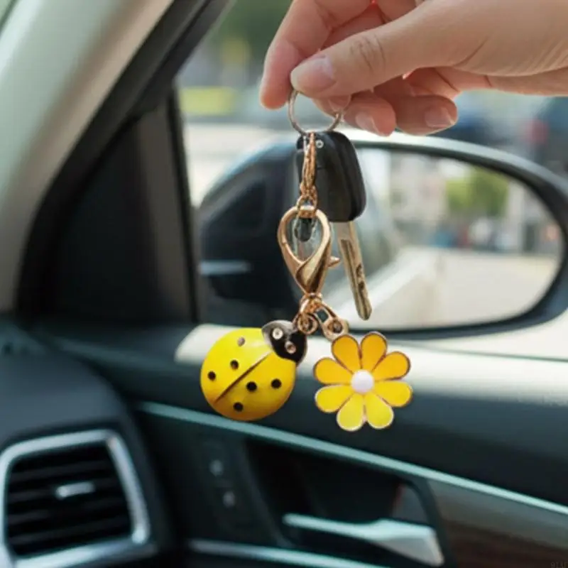 91AF 10XDaisy وLadybird Keyrings المفاتيح الديكور سحر لمفاتيح حقيبة الظهر المحفظة #3