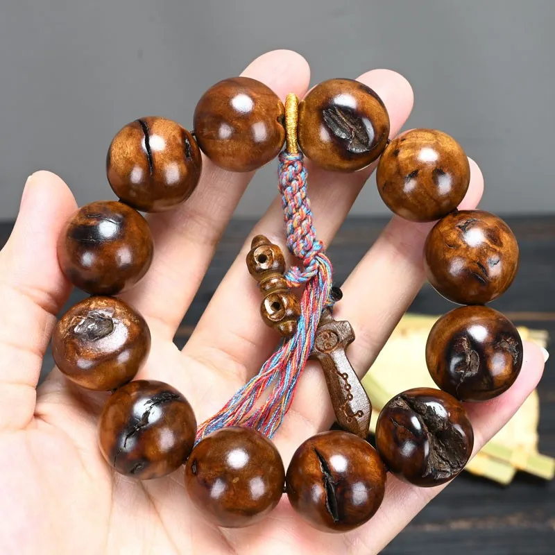 Thunder-Struck Jujube Wood Bracelet, Recio Wood with Lightning Patterns 2.0, Vajra with Aged Material Buddhist Beads