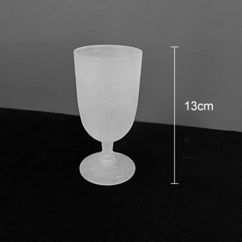 

Комедийное воздушно-десантное вино (стекло и трюк) Кубок подвешен на воздухе Волшебные трюки Сценическая иллюзия Плавающий ментализм Аксессуары