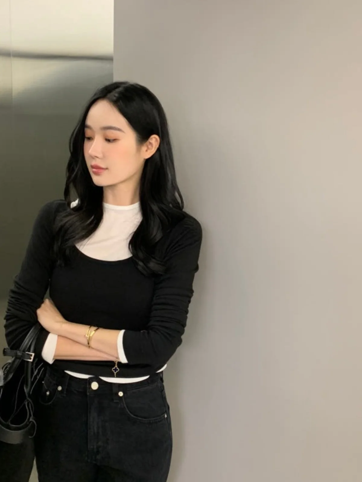 Long Sleeve Women's T-shirt Autumn New Style Micro Transparent High Design Sense Small Audience Elegant Inner Wear Base Shirt...