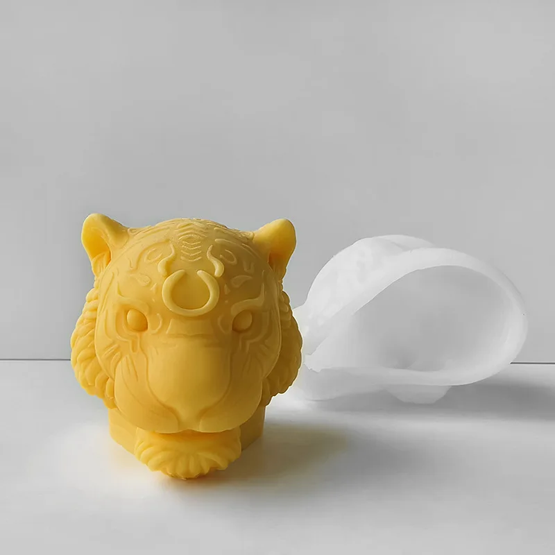 

Simulation Tiger Head Silicone Mold for Candle Making 3D Animal Head Silicone Mould DIY Aromatherapy Candle Ornament Resin Epoxy