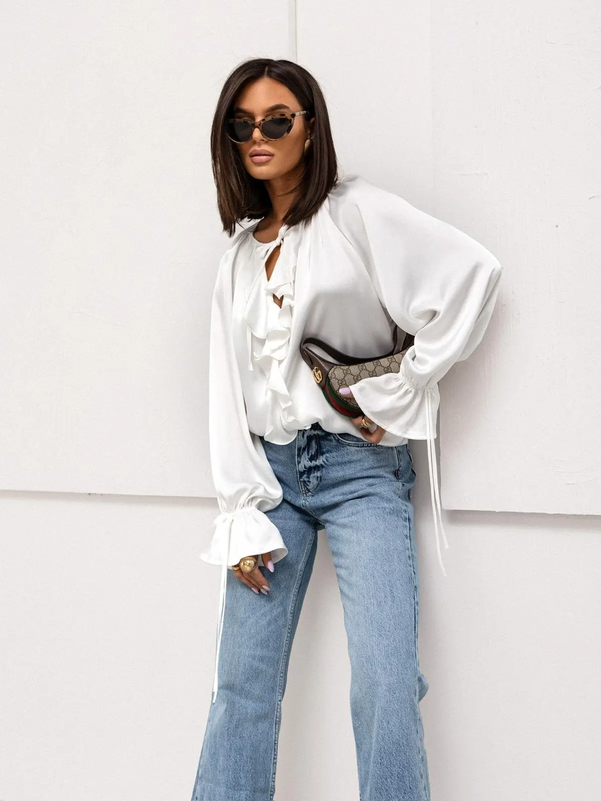 

Fashionable Women's Shirts Loose Casual Solid Color Versatile Tops Spring Autumn Ruffled Trumpet Sleeves V-neck Lace-up Clothing