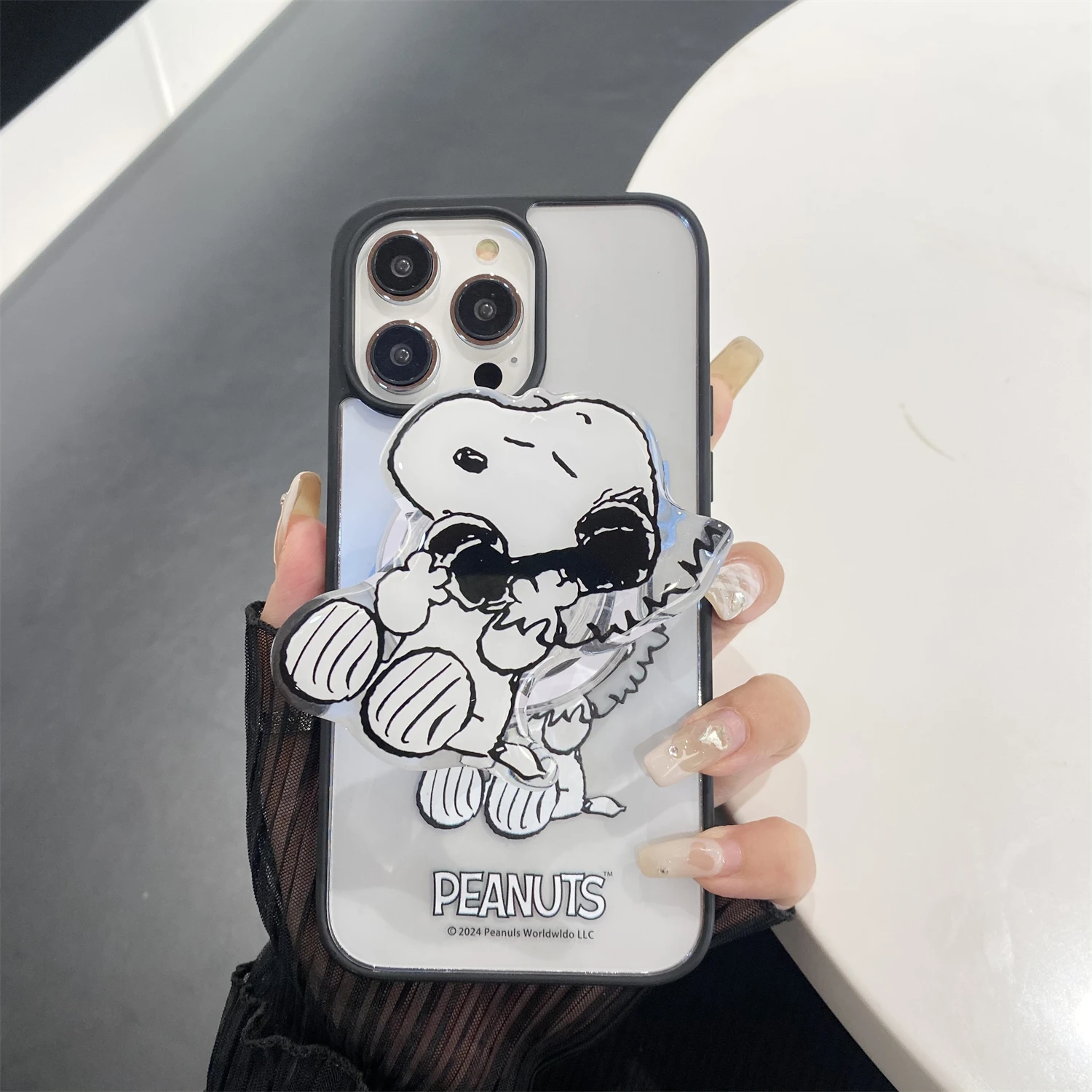 Cute Snoopy Charlie Brown Cartoon Magsafe Wireless Charge Clear Phone Cover For iPhone 15 14 13 12 16 Pro Max Magnetic Bracket