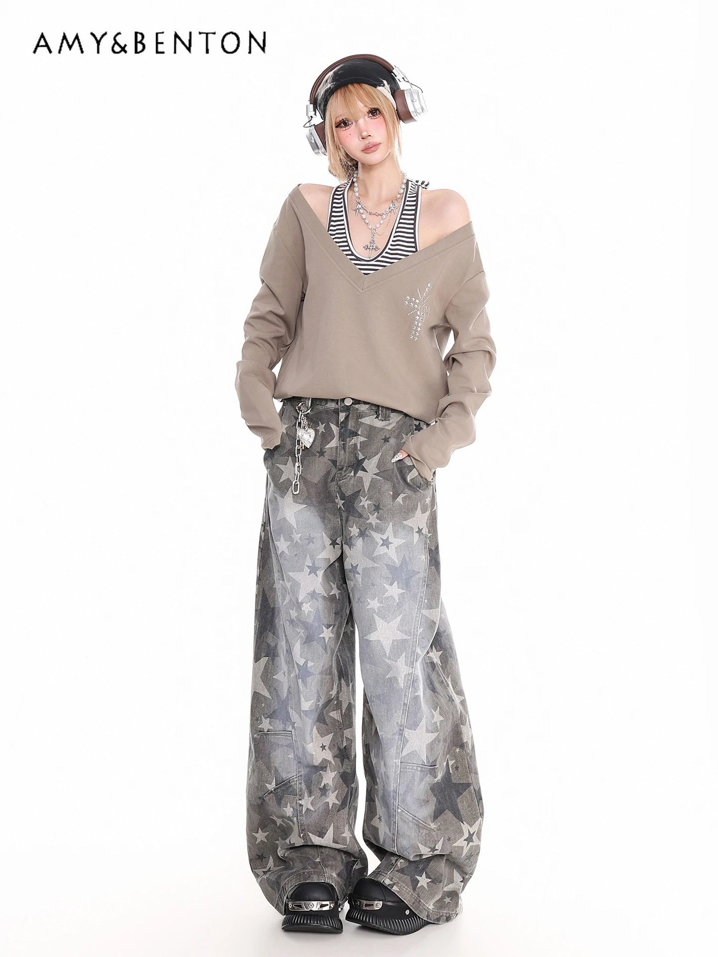 

Spring and Autumn New Striped Halter Neck Black Fake Two-Piece Sweatshirt Women Loose Off-Shoulder Coffee Color Long Sleeve Top