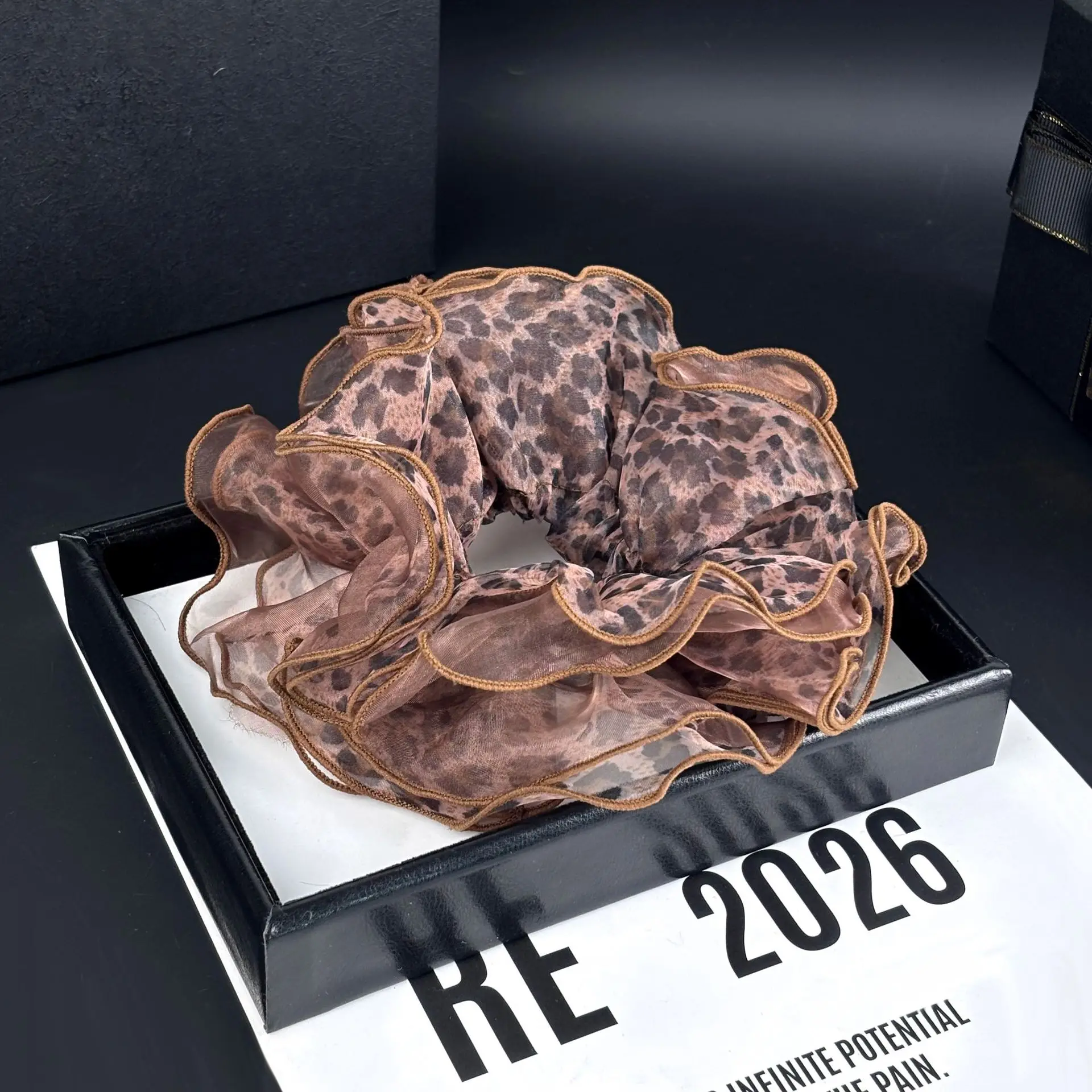 New mesh leopard print large pleated headdress ponytail atmosphere hair band hair rope high elastic organza headdress