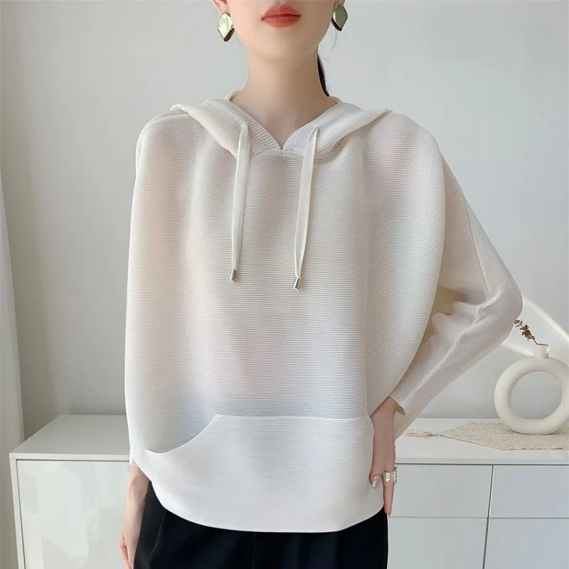  Pleated Hoodie 2026 New Fashion Versatile Casual Simple Long Sleeve Top T-Shirt Women's Lightweight Stretchy Clothing