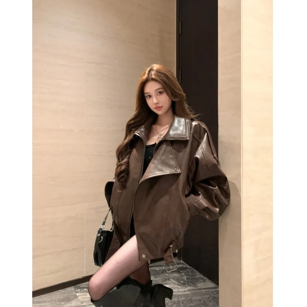 Jaet de motociclista de cuero PU Retro americano para mujer, abrigo largo informal versátil para otoño, nuevo abrigo largo de gama alta con sentimientos