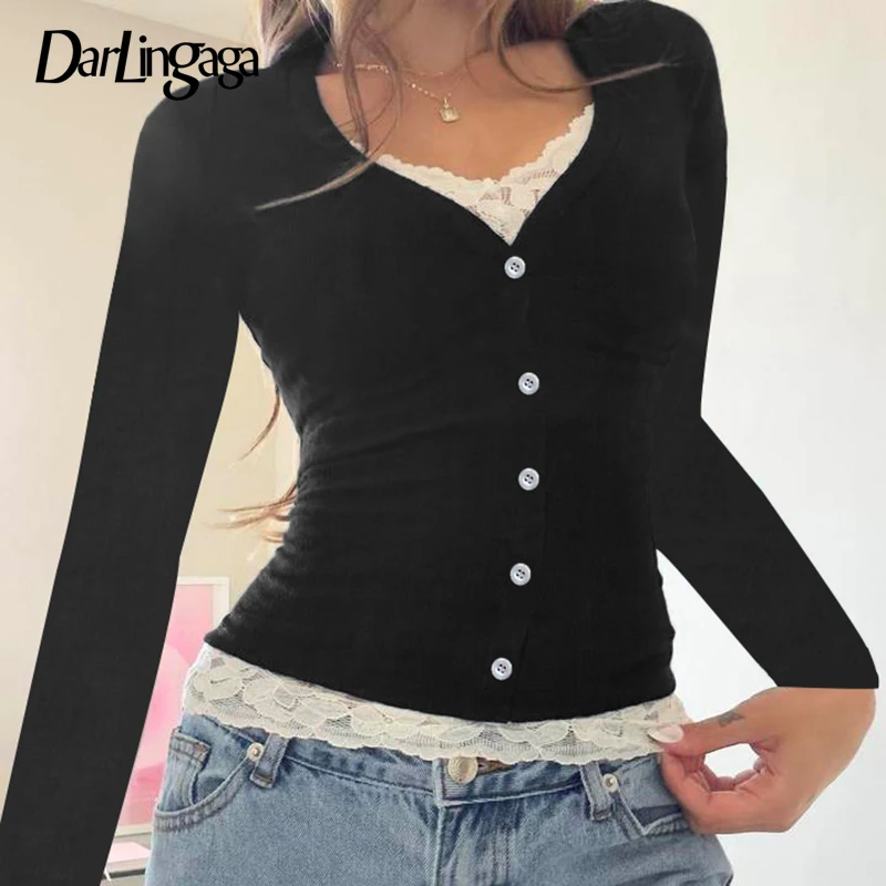 Darlingaga Korean Fashion Skinny Spring Autumn Women T-shirts Lace Patchwork Basic Buttons Top Tee Long Sleeve Contrast Y2K Cute