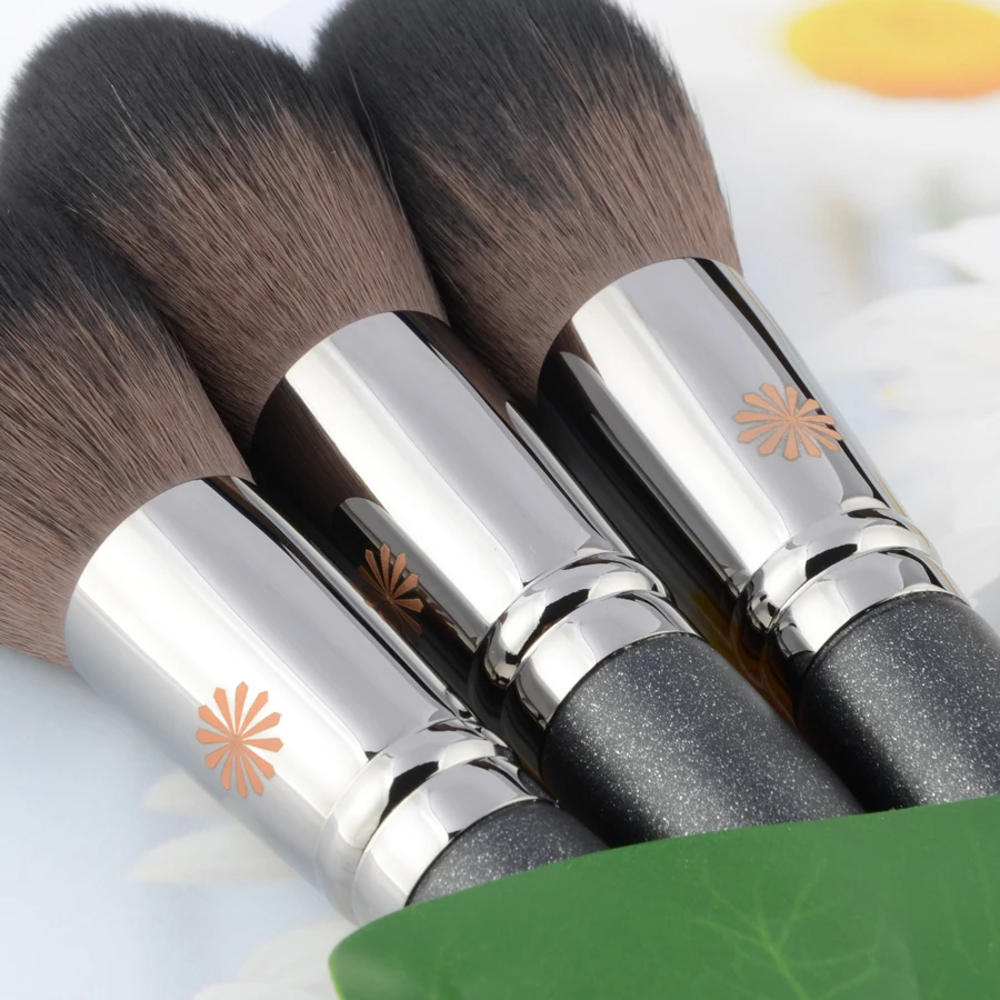 1pc Highlighter Makeup brushes P133 Powder contour blush Make up brush cosmetic tool synthetic hair