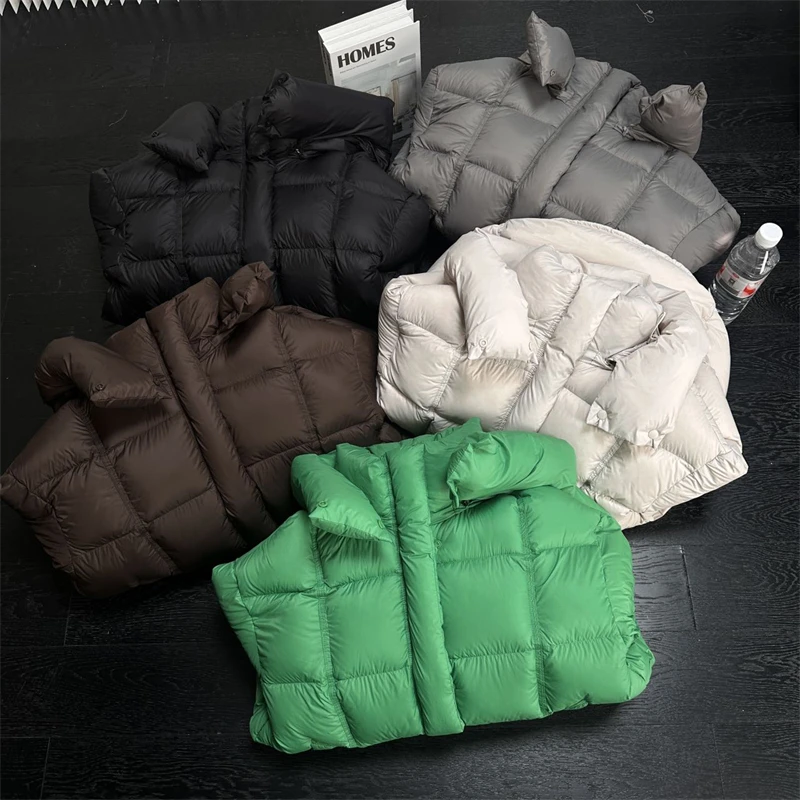 Jaket Bulu Angsa Putih Berkualitas Tinggi untuk Wanita, Model Minimalis Tebal dan Hangat dengan Tudung, Serbaguna untuk Gaya Kasual, Model Bread Coat